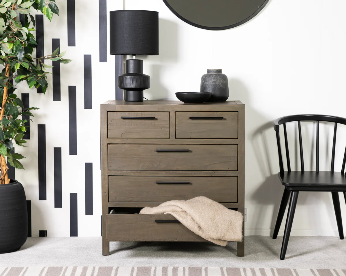 Manhattan 5 Drawer Chest - Image 3