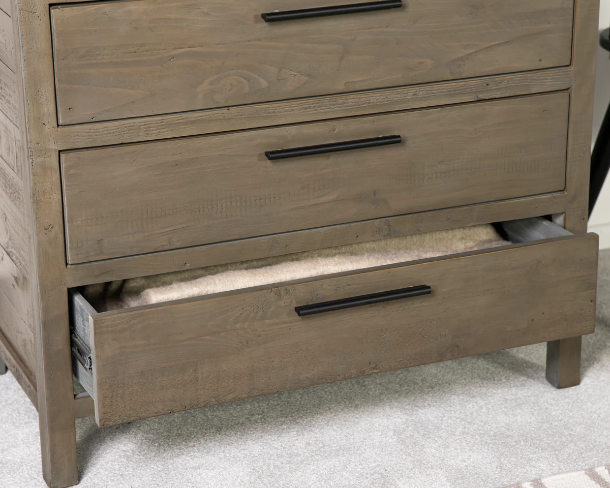 Manhattan 5 Drawer Chest - Image 5
