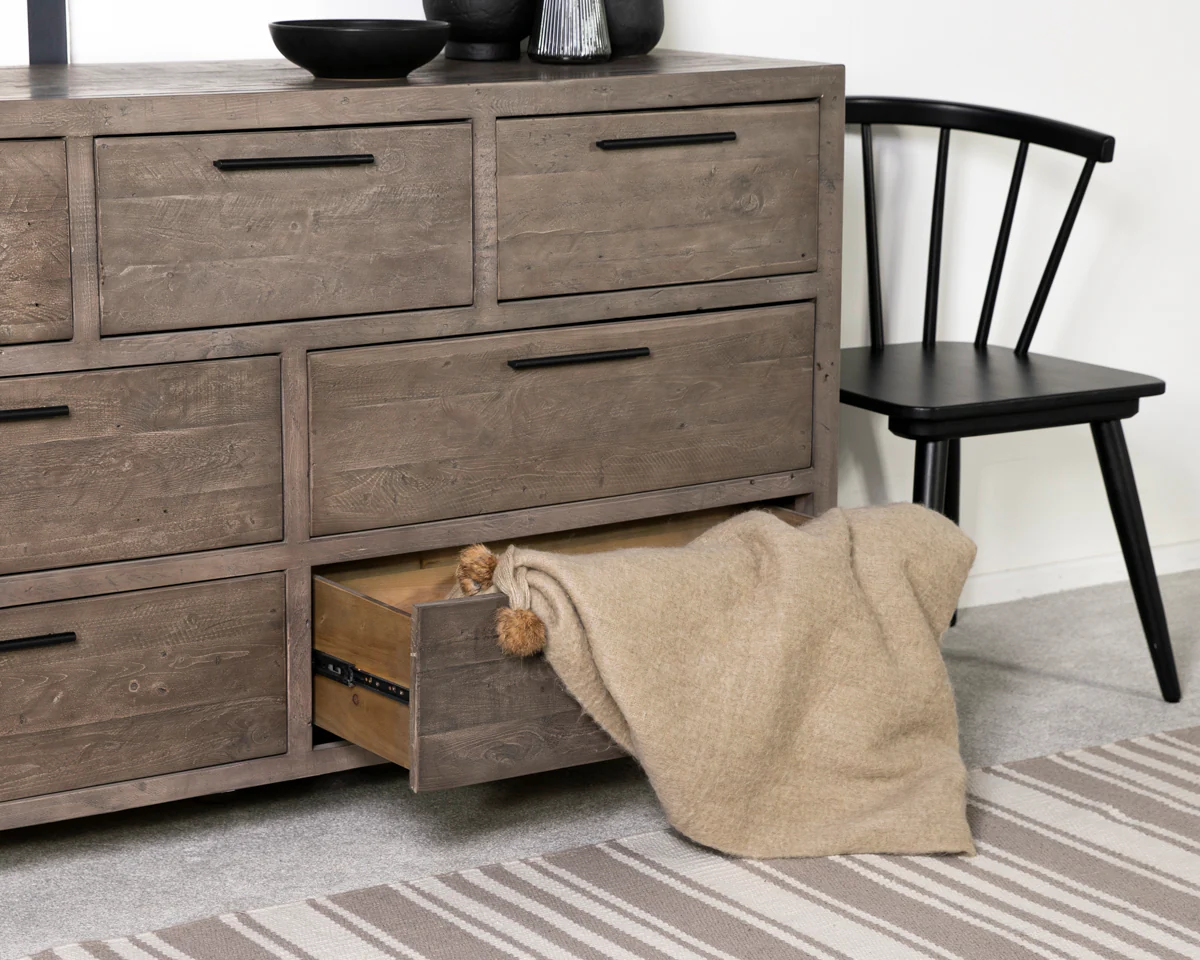 Manhattan 7 Drawer Wide Chest - Image 3