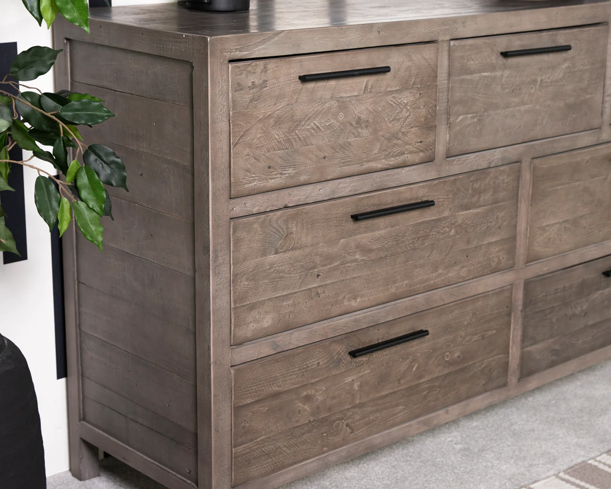 Manhattan 7 Drawer Wide Chest - Image 4