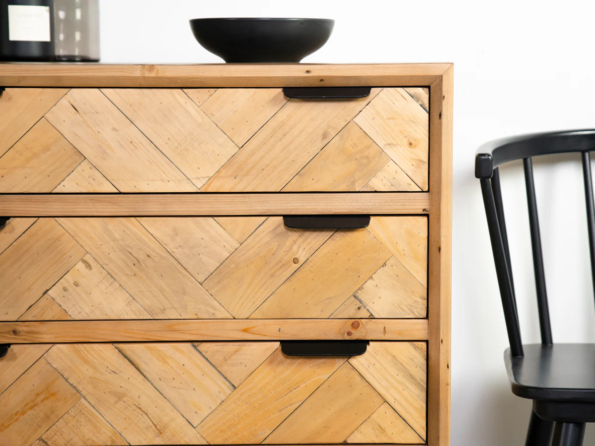 Sydney 4 Drawer Chest - Image 18