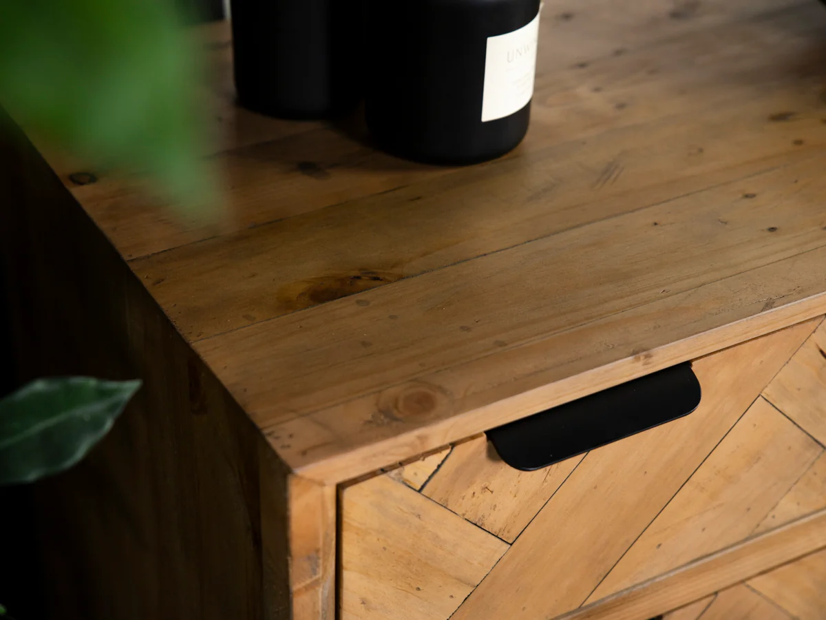 Sydney 4 Drawer Chest - Image 8