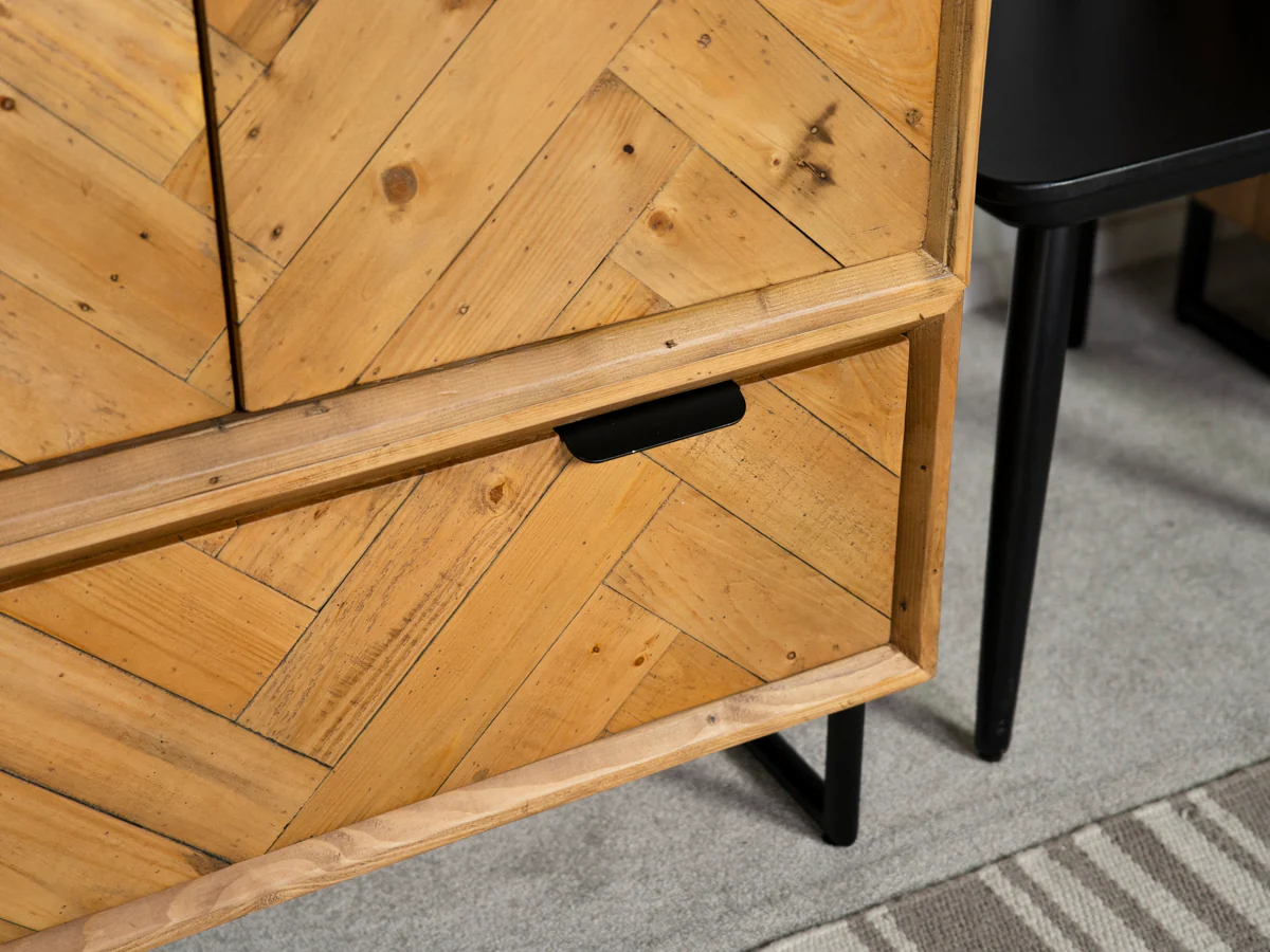 Sydney Wardrobe - Image 11